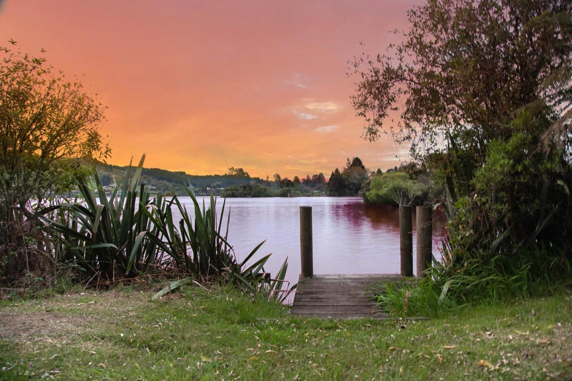 Okere Lakehouse Retreat Okere Falls Buitenkant foto