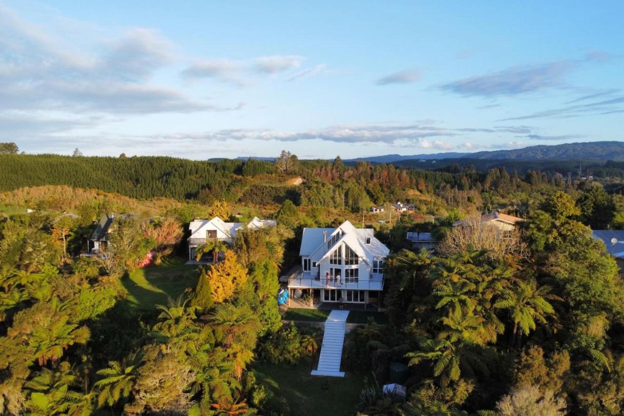 Okere Lakehouse Retreat Okere Falls Buitenkant foto